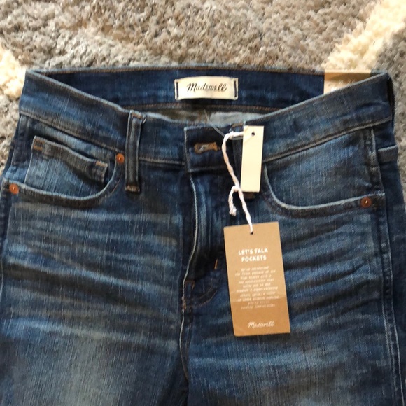 9” High-Rise Skinny Jeans - Picture 5 of 7